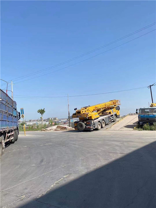 秀英区25吨吊车的租赁价格大概是多少？